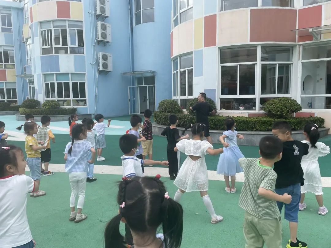 游戲足球怎么玩_ps足球游戲哪個好玩_足球的游戲